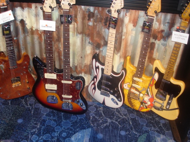 BarefootMusicNews @ Fender Guitars at Winter NAMM 2010